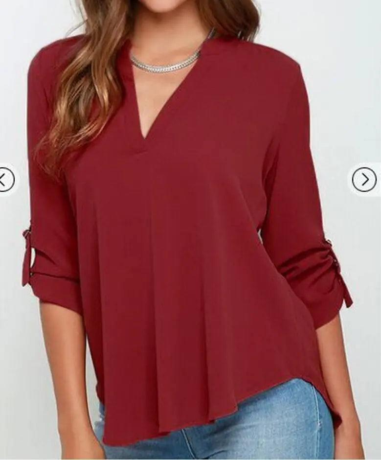 Plus Size Women's V-Neck Wrinkled Chiffon Blouse