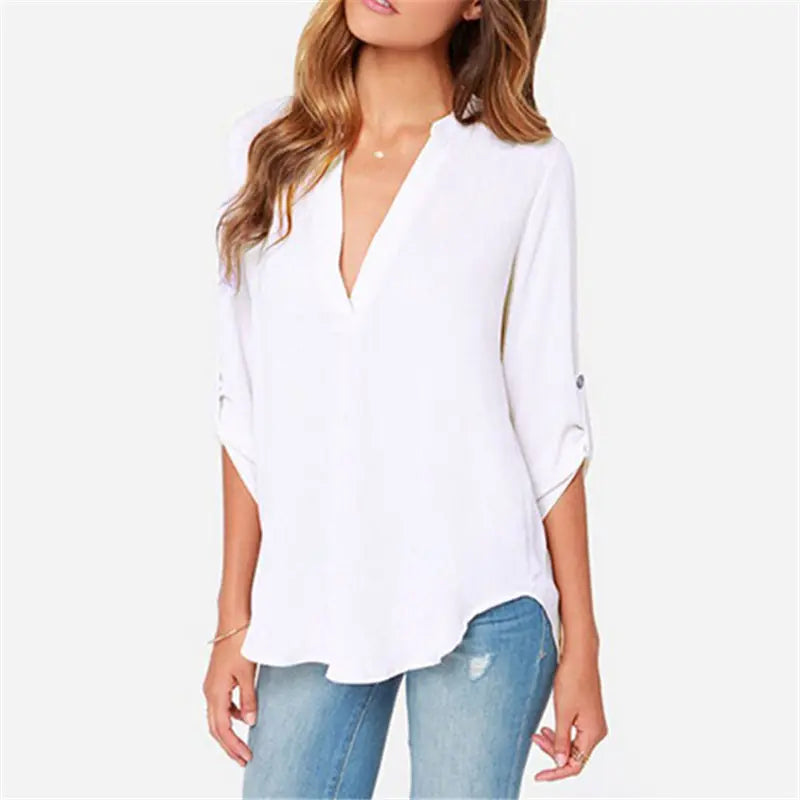 Plus Size Women's V-Neck Wrinkled Chiffon Blouse
